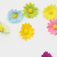 Bunga Daisy Sutra Buatan 4cm Grosir untuk Wisuda, Hari Ibu, Natal, Hari Valentine & Halloween