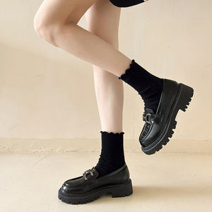 รองเท้าหนังส้นหนาประดับเพชรพลอยสำหรับผู้หญิง รุ่นใหม่ล่าสุดสำหรับฤดูใบไม้ร่วง สไตล์อังกฤษ พื้นหนา ไซส์ใหญ่ - Product Image 3