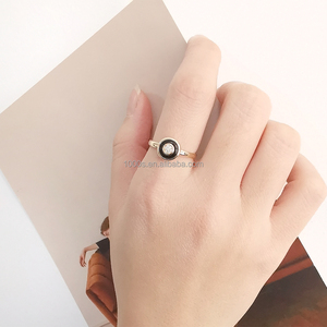 <span class=keywords><strong>Hot</strong></span> Selling Custom 14 Karat Echtgold Verlobung sring für Damen mit natürlichem Diamant und schwarzem Achat für den Jubiläums großhandel - Product Image 5