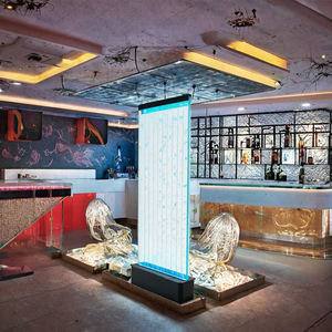 Panneaux muraux à bulles d'eau transparentes LED traditionnels en acrylique, structure de cadre multifonctionnelle à thème artistique, cloison pour villa et bar - Product Image 3
