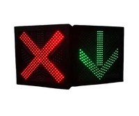 Semáforo LED con flecha verde de la Cruz Roja, alimentado por energía solar, indicador de carril para estacionamientos, lavaderos de autos y almacenes