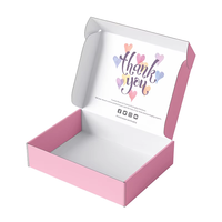 Vente en gros de colis en papier kraft 3D, stratification mate enduite UV avec logo en relief, photographie de parfum rose, dossiers de type boîte