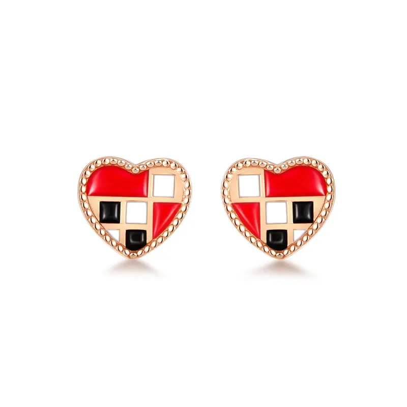 2023 Fashion 18K Gold Heart Shaped Stud Personalized Earrings for Girl Women