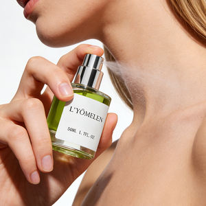 Colonia Corporal Cremosa y Dulce de Sándalo Orgánico al por Mayor, Aroma Floral Moderno, Lujoso, Duradero y Intenso, Eau de Parfum - Product Image 3