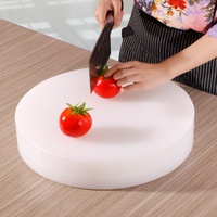 Planches à découper commerciales en plastique épaissi, colorées et superposées, de qualité alimentaire, antibactériennes et résistantes à la moisissure pour usage domestique et professionnel.