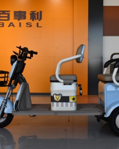 Triciclo Elettrico Pieghevole Mini Scooter a <span class=keywords><strong>3</strong></span> <span class=keywords><strong>Ruote</strong></span> 48V 500W per Donne Design Compatto Sedile Imbottito Cestino Anteriore per Adulti - Product Image 3