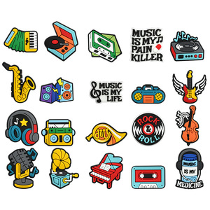 Accesorios <span class=keywords><strong>de</strong></span> PVC económicos para decoración <span class=keywords><strong>de</strong></span> zapatos, dijes desmontables <span class=keywords><strong>de</strong></span> base plana para fundas <span class=keywords><strong>de</strong></span> <span class=keywords><strong>teléfono</strong></span>, clips para bolsos <span class=keywords><strong>de</strong></span> playa, zapatos y accesorios para fiestas musicales - Product Image 4