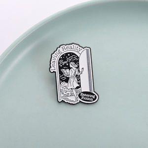 Quitter la réalité <span class=keywords><strong>Bye</strong></span> Entring Fiction Épingles en émail Funny Fiction Book Broches Vêtements Revers Badges Bijoux Cadeau pour les amoureux des livres - Product Image 1