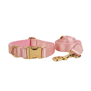 Ensemble de harnais de luxe en satin pour animaux de compagnie avec logo personnalisé, collier anti-traction, laisse, nœud papillon et harnais en forme de H - Product Image 4