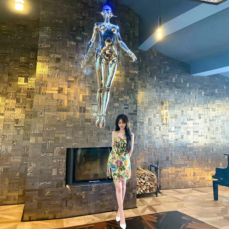 Hajime Sorayama METROPOLIS II Sexyrobot Chrome Zinc