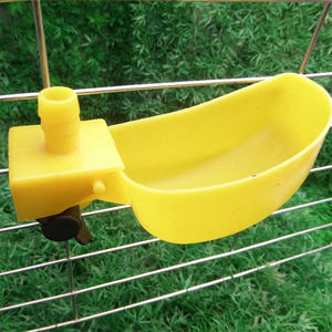 Caille Pigeon Volaille Mangeoires automatiques en plastique et abreuvoir Tasse Abreuvoir pour oiseaux Abreuvoir pour poulet - Product Image 5