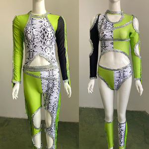 Sáng Bóng Sequin <span class=keywords><strong>Fringe</strong></span> Majorette Khiêu Vũ Đồng Phục Màu Xanh Lá Cây Màu Đen Khiêu Vũ Đội Hiệu Suất Khiêu Vũ Mặc Majorette Thực Hành Đồng Phục - Product Image 3