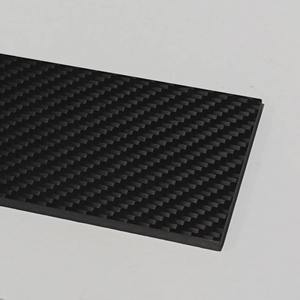 Feuille de fibre de carbone avec laminage multicouche équilibré, sans dédelaminage et résistante à la fatigue pour l'usinage de précision - Product Image 5