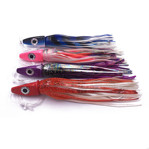 Leurre de pêche à la traîne en eau salée avec tête triangulaire en métal de 9 pouces et jupe double pieuvre - Product Image 2