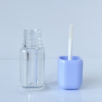 Tube de brillant à lèvres transparent personnalisé populaire en AS/ABS brillant, conteneur cosmétique vide de 3,5 ml, fournisseur d'emballages pour crayons à lèvres Beauty Glazed