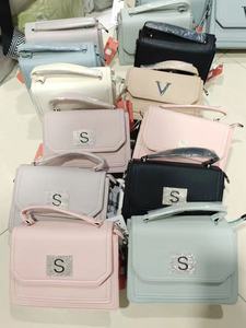 Bolsos de Hombro de Diseñadores de Moda, Estilo Moderno, Alta Calidad, Embalaje Mixto, Entrega Aleatoria, Bolsos de Mujer Usados, Marcas Variadas - Product Image 5