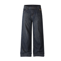 Nouveau style : Pantalon droit en denim délavé style américain avec motif drapeau à carreaux audacieux en cuir, confortable et ample à jambes larges