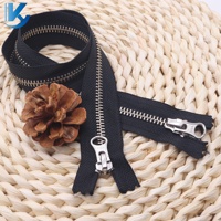Vente en gros du fabricant KY-YKK 3 #   5 #   Fermeture éclair en métal, couleur personnalisée pour jeans, sacs, vêtements, chaussures