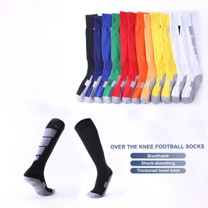 Chaussettes de <span class=keywords><strong>sport</strong></span> de football respirantes et absorbant les chocs, épaisses, avec semelle en tissu éponge, au-dessus du genou (logo personnalisé et tailles plus grandes disponibles) - Product Image 2