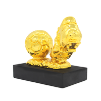 Design de haute qualité en métal gravé trophée commémoratif match de football personnalisé chaussure dorée trophée doré