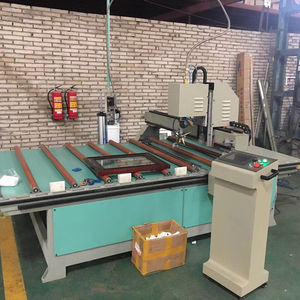 Machine de colle de verre CNC pour fenêtres et ligne de pressage de verre Machine de colle de porte et de fenêtre - Product Image 1