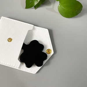 Outil <span class=keywords><strong>de</strong></span> massage facial Gua Sha en forme <span class=keywords><strong>de</strong></span> feuille <span class=keywords><strong>de</strong></span> Bian noire avec bords en forme <span class=keywords><strong>de</strong></span> dents pour le <span class=keywords><strong>visage</strong></span> - Product Image 3