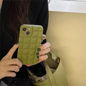 Funda para iPhone 13 Pro Max con diseño de pan verde oliva frío estilo INS, para Apple 12, 14, XS, color sólido a cuadros - Product Image 2
