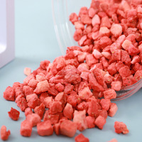 Fraises lyophilisées en cubes de qualité supérieure, goût sucré, vente en gros, approvisionnement en vrac
