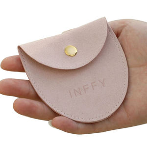 Sacs à bijoux en microfibre personnalisés de haute qualité avec logo en relief, pochette à bagues personnalisée pour cadeau de mariage, conteneur à bijoux de qualité - Product Image 2