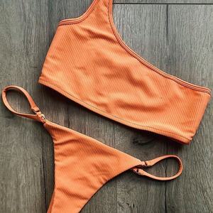 ชุดว่ายน้ำแบบมีระบายขอบ ชุดบิกินี่สองชิ้นทรงสามเหลี่ยม ลายจุด สำหรับผู้หญิง - Product Image 3