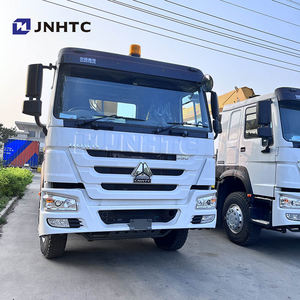 Sinotruck 336hp 12ton teleskopik, truk derek kargo lurus Boom dengan kapasitas angkat tinggi - Product Image 2