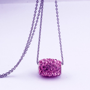Collar Ovalado de Acero Inoxidable Estilo Europeo Americano para Mujer con Colgante de Diamantes Completos para Uso Diario en Negro, Blanco, Dorado y Rosa - Product Image 4