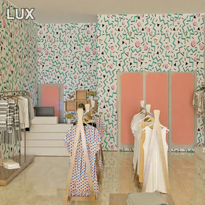 Exhibidores de Ropa para Niños Modernos y Personalizados LUX, Muebles para Tiendas de Ropa Infantil, Diseño Interior de Tienda de Bebés en Madera - Product Image 4