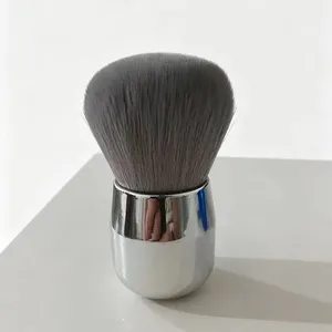 1 cepillo para polvo de uñas con mango plateado, cepillo grande de cerdas suaves para limpieza de manicura, herramienta profesional para decoración de uñas acrílicas - Product Image 1