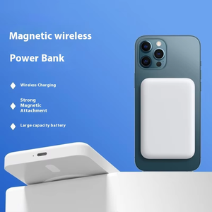 Оптовая продажа большой емкости <span class=keywords><strong>10000</strong></span> мАч магнитный беспроводной Power Bank Type-C для Apple <span class=keywords><strong>Mobile</strong></span> 15 Вт выход литий-полимерный отличный подарок идея - Product Image 4