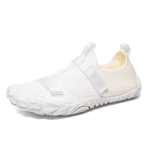 Zapatillas deportivas unisex de malla, ligeras, transpirables, con suela de goma y entresuela de EVA para entrenamiento en interiores y exteriores, yoga, ciclismo y correr. - Product Image 5