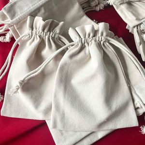 Bolsa de Regalo de Algodón Muselina Ecológica Personalizada por el Fabricante, Bolsa con Cordón de Algodón Natural con Impresión de Logotipo - Product Image 2