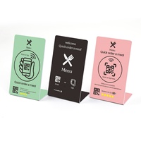 Carte de visite NFC personnalisée 13,56 MHz, carte à code QR personnalisée, carte de commentaires, vente en gros, carte NFC standard en PVC pour les médias sociaux