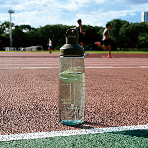 Botella de agua ligera de copolíster para bebidas, de 710 ml/946 ml, con diseño de boca estrecha, para camping y actividades al aire libre. - Product Image 2