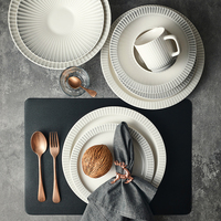 Services de Table Haut de Gamme en Céramique – Assiettes et Bols Nordiques Blancs – Vaisselle de Luxe en Porcelaine