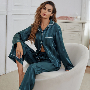 Set <span class=keywords><strong>Pigiama</strong></span> in <span class=keywords><strong>Raso</strong></span> con Bordi a Contrasto, Abbigliamento da Notte di Lusso Personalizzato per Donne, Set <span class=keywords><strong>Pigiama</strong></span> in Seta a Maniche Lunghe - Product Image 6