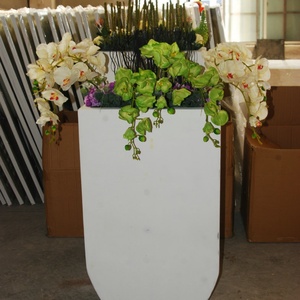<span class=keywords><strong>Jardinière</strong></span> en fibre de verre pour aménagement paysager commercial - Courbée, résistante aux UV et durable pour l'intérieur/l'extérieur - Product Image 4