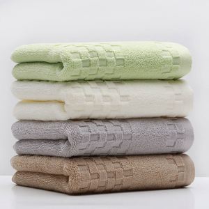 Serviette de bain durable pour hôtel, 100% coton satiné, couleur unie, tricotée, séchage rapide, réutilisable, directement de l'usine - Product Image 1
