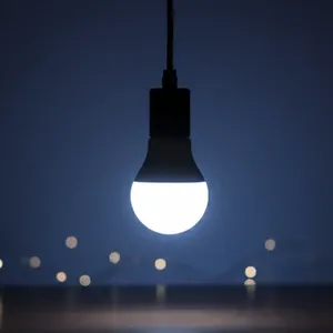 Kit di 10 lampadine LED da 10 W, luce bianca fredda, base universale, 6500 K - Product Image 4