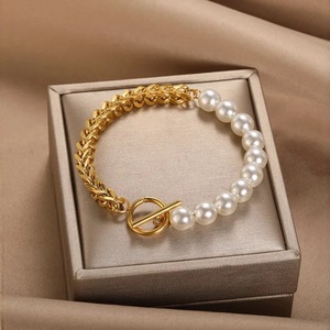 Pulsera de Perlas para Mujer, Elegante, Chapada en Oro de 18K, Cadena de Acero Inoxidable, Venta al Por Mayor - Product Image 2