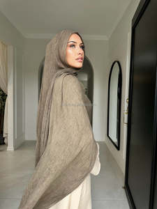 Vente en gros de foulards teints en coton et lin texturés foulards en coton froissé rayonne viscose froissée hijabs châles foulards - Product Image 5