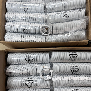 Venta al por mayor <span class=keywords><strong>USB</strong></span> <span class=keywords><strong>C</strong></span> Cable de carga rápida Tipo-<span class=keywords><strong>C</strong></span> Cable de 2 a 1 para el iPhone Cargador DE DATOS Cables de la tableta - Product Image 5