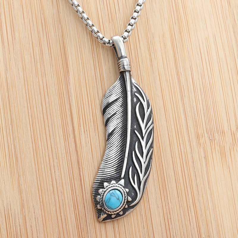 Pendentif turquoise bicolore avec chaîne de perles carrées de 3,0*60 cm