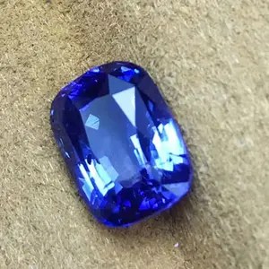 优质斯里兰卡松散宝石珠宝制作 3.53ct 天然未加热矢车菊蓝色蓝宝石