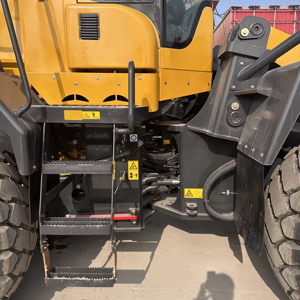 รถตักล้อ956L แบบใช้แล้ว sdlg รถตักดินที่มีส่วนประกอบหลักปั๊มเครื่องยนต์ - Product Image 4